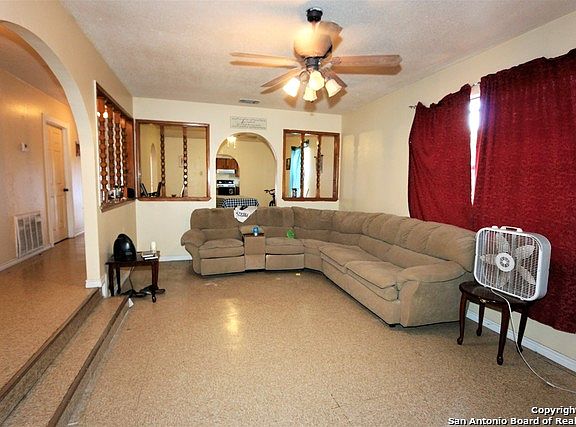 5th image of 1915 Sueno Cir