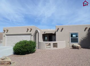 2961 Jennifer St, Las Cruces, NM 88005