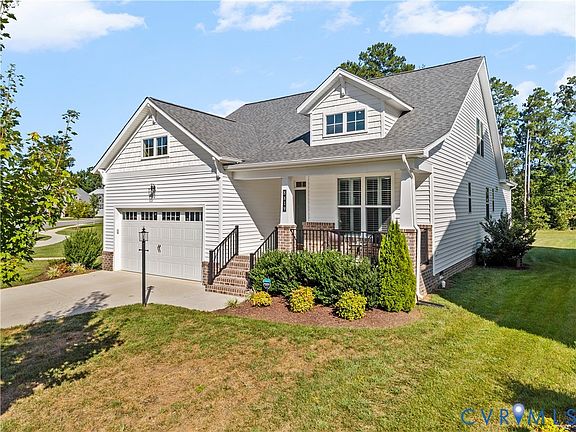 4th image of 8819 Roberta Rd
