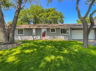 8556 Ivywood Ave S, Cottage Grove, MN 55016