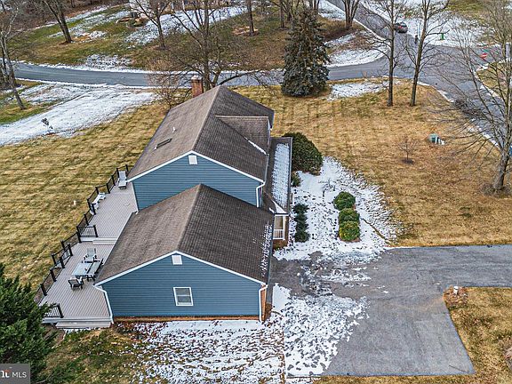 4th image of 2875 Talbert Rd