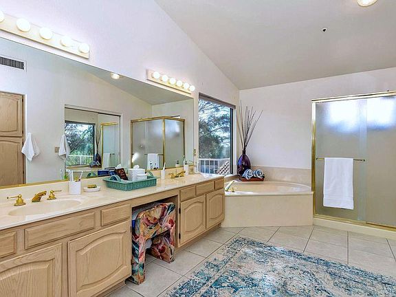 5th image of 11317 N 128th Pl