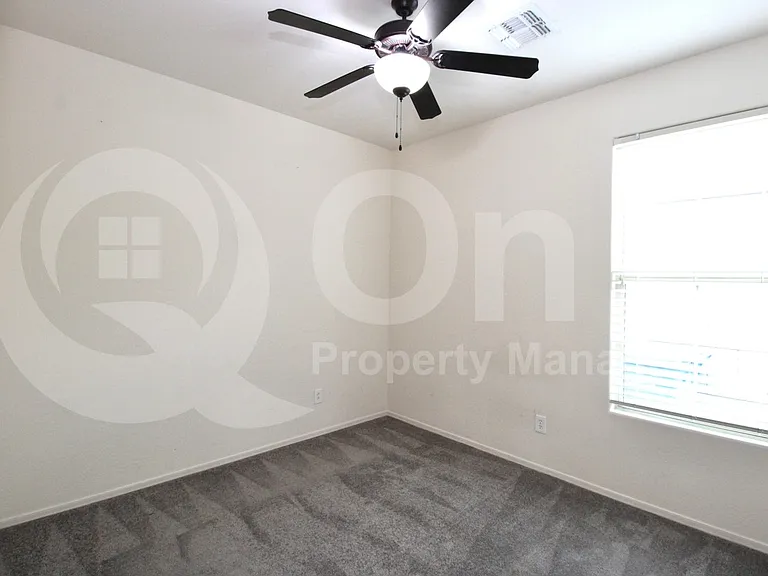 2980 E Ridgewood Ln — Photo 17