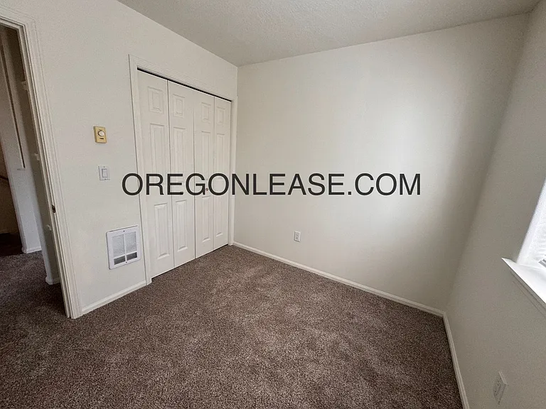 270 S 41st Pl #1-41ST — Photo 9