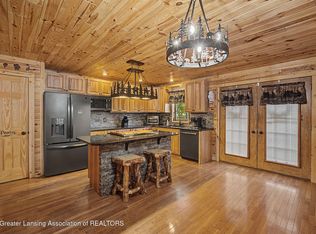 6485 Tucker Rd, Eaton Rapids, MI 48827