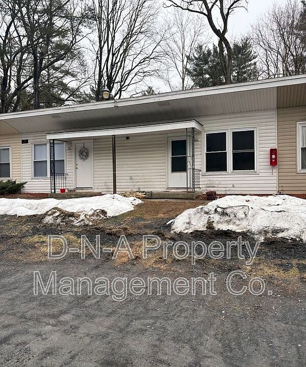 1st image of 114 Cabanna Ln APT 104