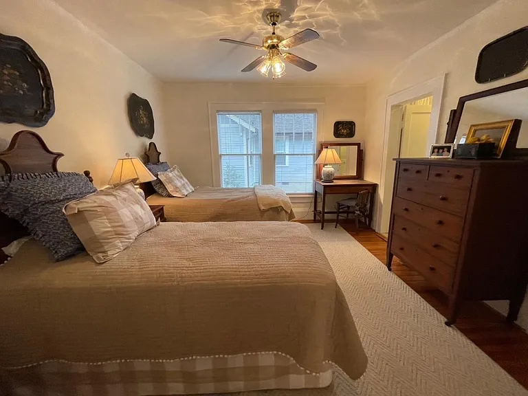 218 Circle Ave — Photo 13