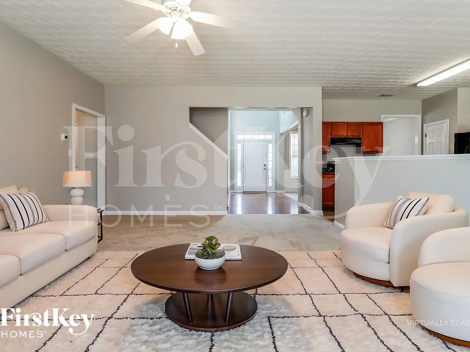 5 bed, 3.0 bath, 2548 sqft, $2,495 — Photo 4