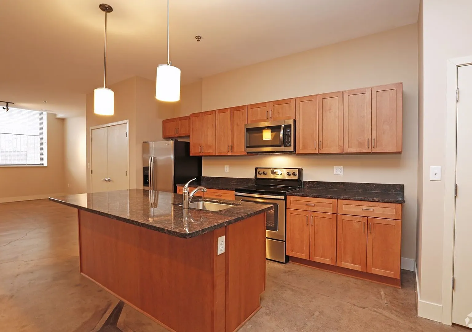 Fifth Avenue School Lofts — Photo 3