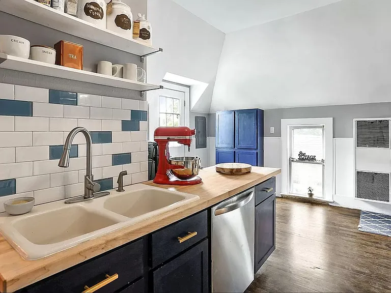 2809 Garfield Ave #2 — Photo 1