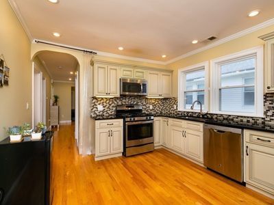 60 Fairfax St #2, Somerville, MA, 02144