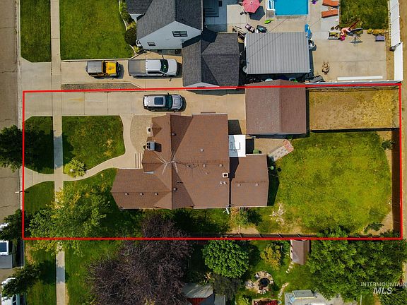 3rd image of 1151 SW 3rd Ave