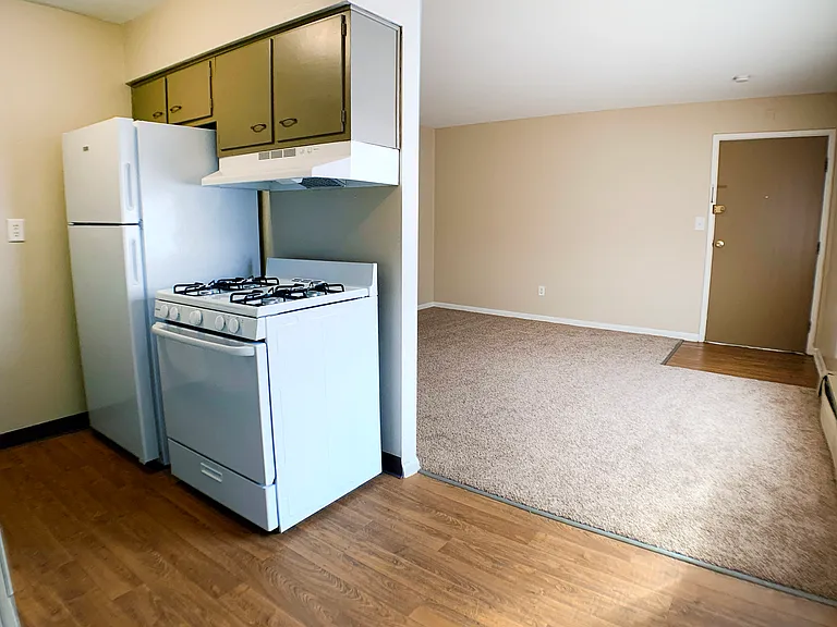 Sharondale Woods Apartments — Photo 37