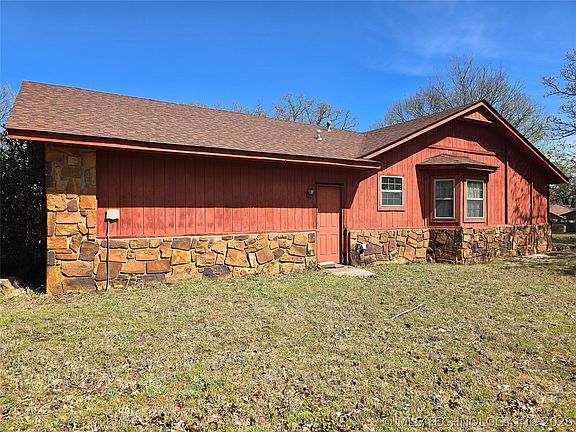3rd image of 1511 Timber Ridge Dr