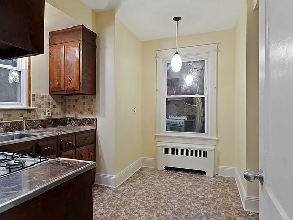 5th image of 769 E 236th St #1A