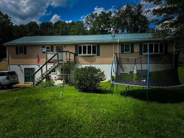 10459 Evergreen Rd, Huntingdon, PA 16652