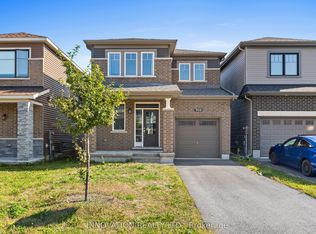 703 Samantha Eastop Ave, Ottawa, ON K2S 2A9