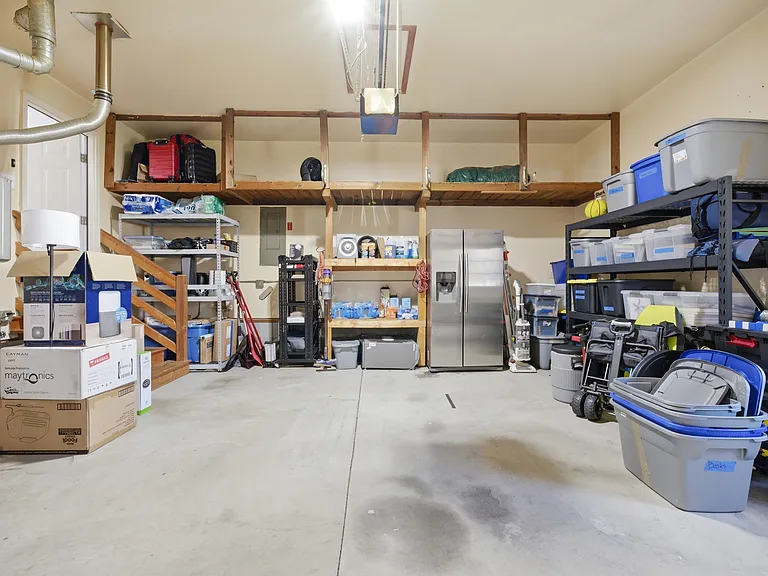 103 Jessica Dr — Photo 31