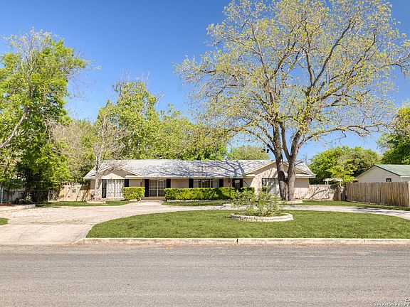 4th image of 310 ROSEWOOD AVE
