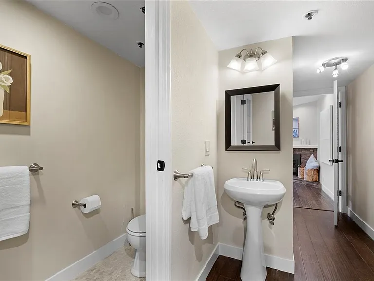 885 Jordan Ave — Photo 18