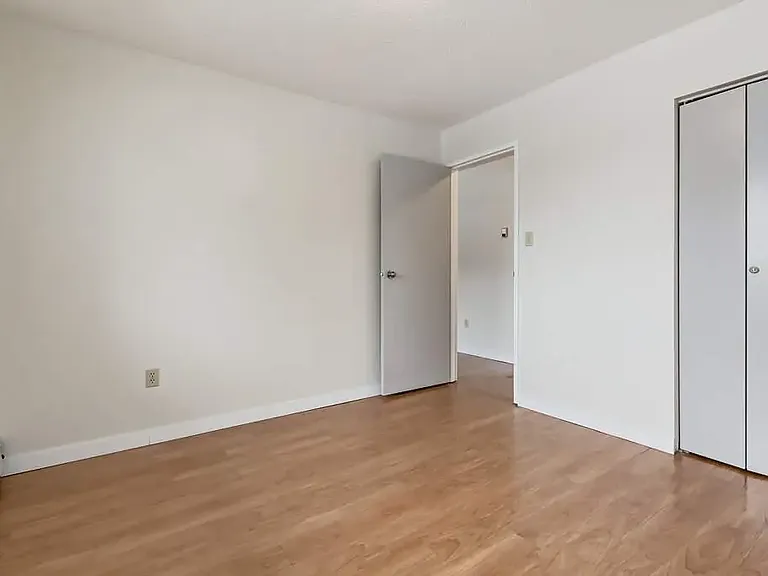 2399 Southview Dr SE — Photo 16