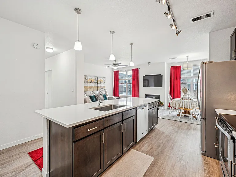 9185 Wilde Ln #201 — Photo 6
