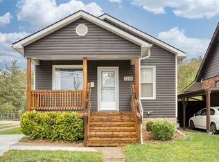2226 Mercer St, Windsor, ON N8X 3R1