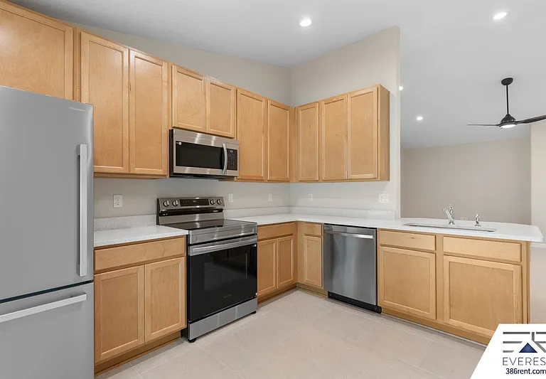 12 Llovera Pl #A — Photo 14