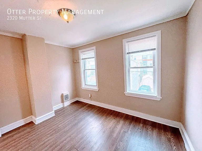 2320 Mutter St — Photo 22