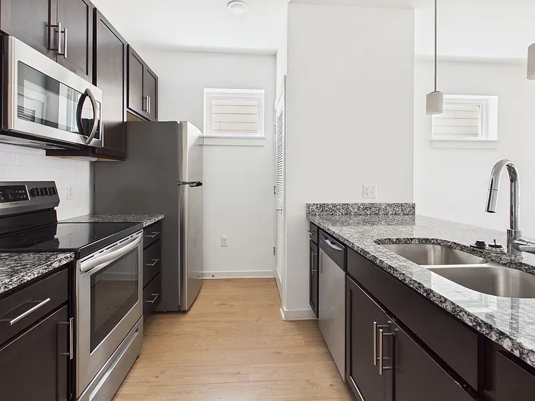 1212 Porter St #A — Photo 11