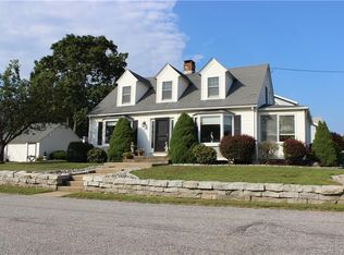 10 Ridge Rd, Old Saybrook, CT 06475