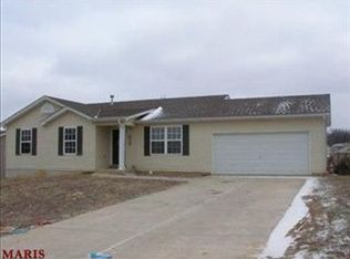 401 Cuivre Valley Dr, Troy, MO 63379