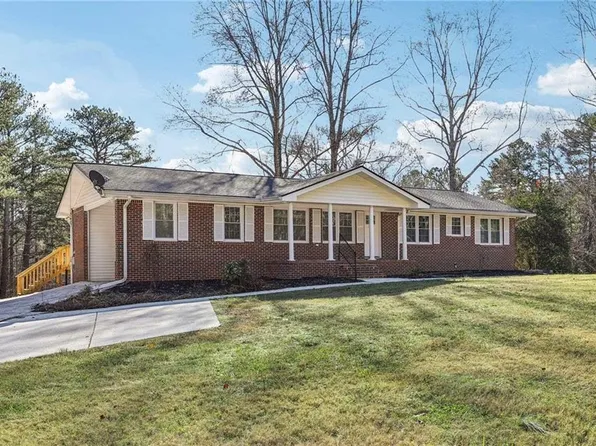 591 M Sanders Rd, Buchanan, GA 30113