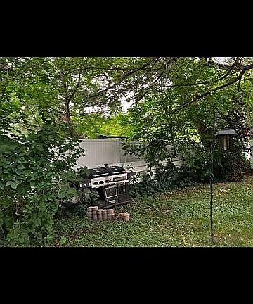 4th image of 905 Main St