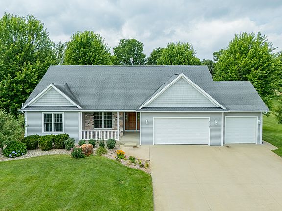 2nd image of 71462 Fox Creek Blvd