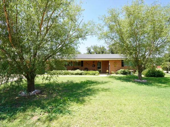 802 7th St, Wolfforth, TX 79382