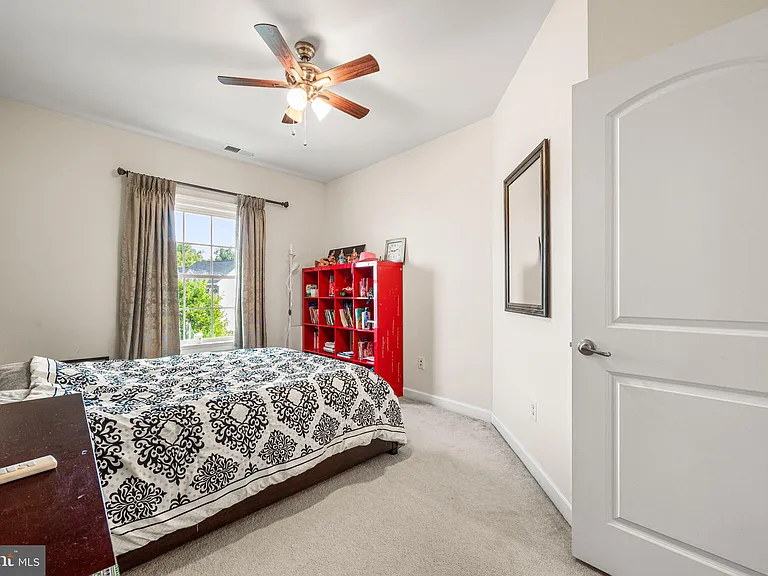 602 Dolmens Ln — Photo 25