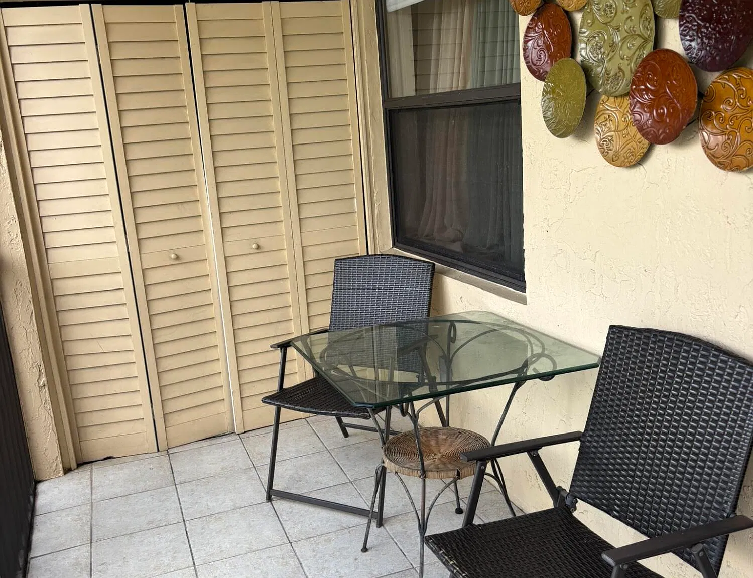 2 bed, 2.0 bath, 735 sqft, $2,200 — Photo 3