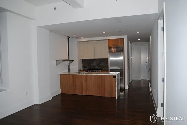 Rented by Halstead Real Estate | media 15