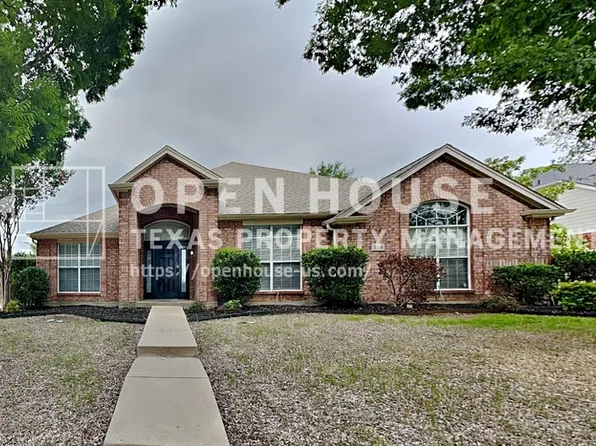 2906 Saint Vincent Dr, Mansfield, TX 76063