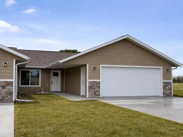 2010 Rapid Valley Ave, Brookings, SD 57006