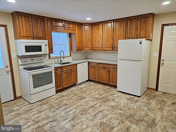 5th image of 26314 Forest Hall Dr