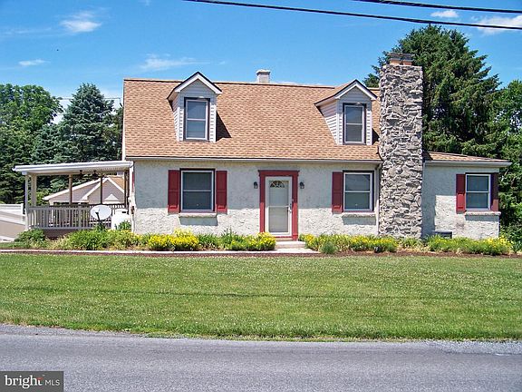2nd image of 627 Truce Rd