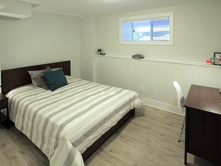 73 Blackburn Ave #73-1A — Photo 6