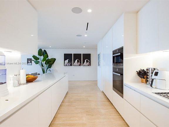 2nd image of 9001 Collins Ave #S-910