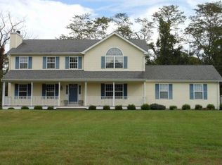 106 West St, Patterson, NY 12563