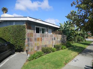 794 W 18th St, Costa Mesa, CA 92627