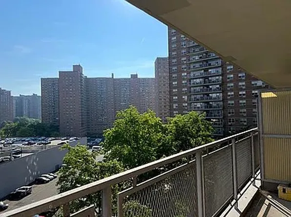 2932 W 5th St APT 8G, Brooklyn, NY 11224