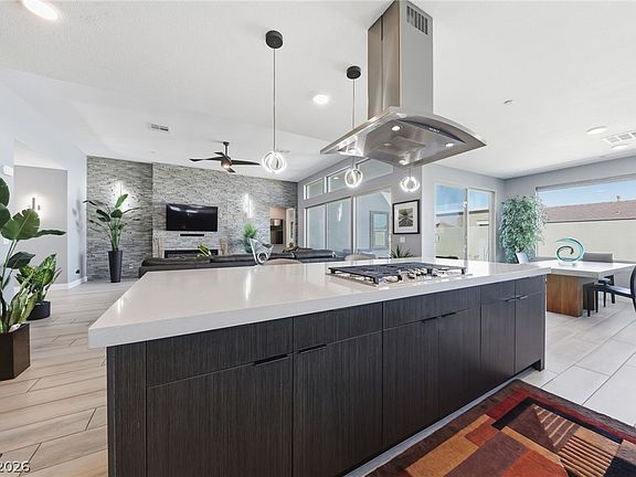 5th image of 10254 Barnett Hill Ct