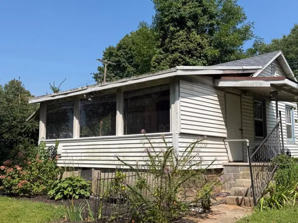 114 Park St, East Berlin, PA 17316